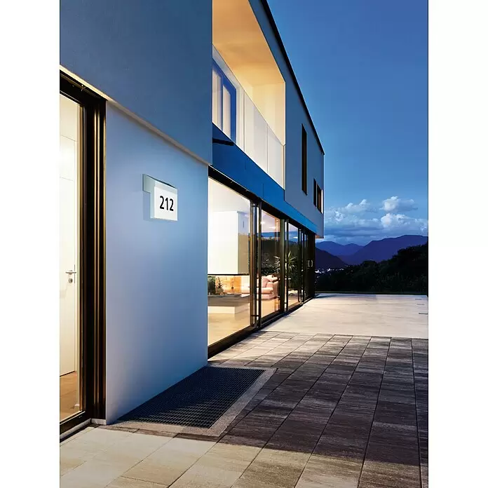 Eglo Solar-Außenwandleuchte LUNANO - L x B x H: 20 x 7,5 x 21,5 cm, Silber/Weiß, IP44 - Stimmungsaufnahme