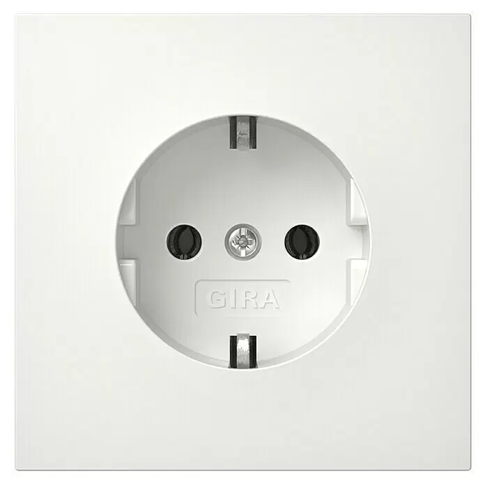 Gira Flächenschalter Steckdose 0188112 II - Reinweiß, Hochglänzend, Kunststoff, Unterputzmontage - Weiße GIRA Schuko-Steckdose mit zwei runden Löchern und Erdungskontakten.