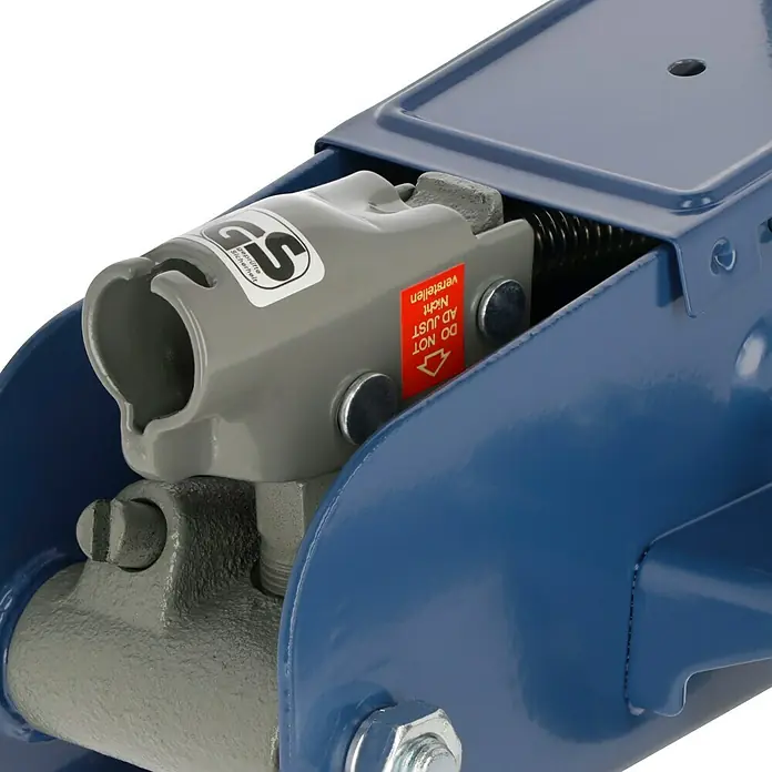 Cartrend Hydraulischer Rangierwagenheber - Belastbarkeit: 2.000 kg - Nahaufnahme eines blauen Wagenhebers mit grauen Komponenten und Warnaufkleber.