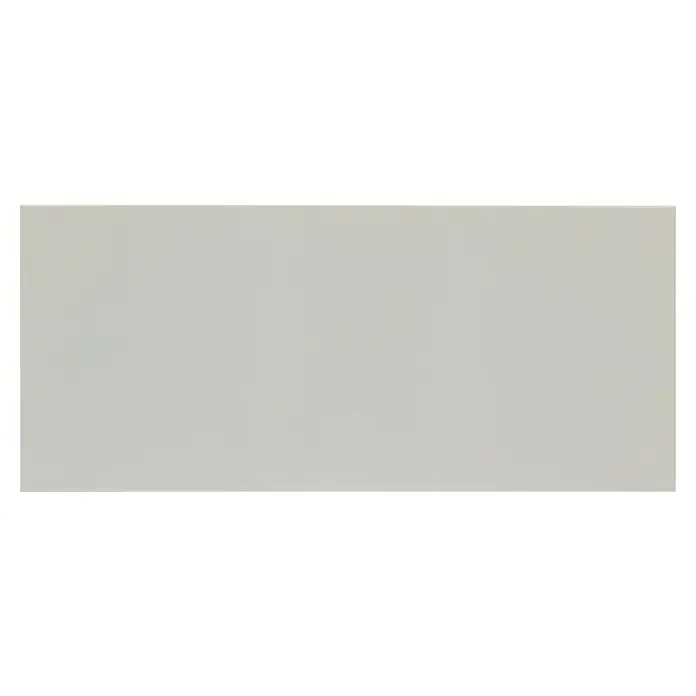 Regalux Fachboden - L x B: 35 x 80 cm, Pulverbeschichtet - Nahaufnahme einer schlichten, rechteckigen, hellgrauen Tischplatte, ideal für minimalistische Möbeldesigns.