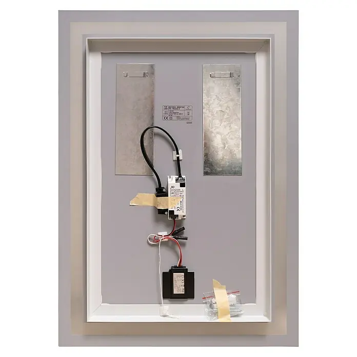 Camargue Lichtspiegel Heaven 2 - 50 x 70 cm - Ansicht der Rückseite eines LED-beleuchteten Spiegels mit elektronischen Komponenten und Montagezubehör.