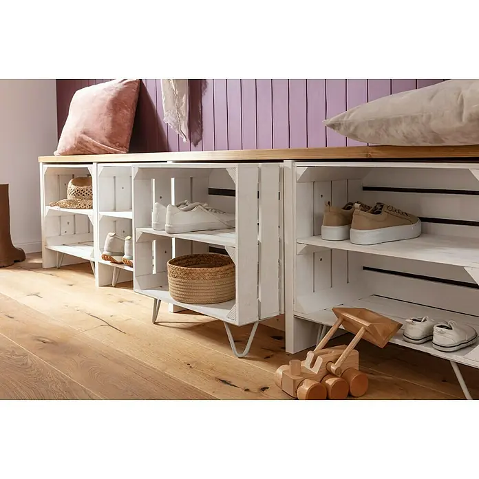 Wagner System Möbelfuß Hairpinlegs - Stahl, Höhe: 10 cm, Licht Grau - Einrichten mit Stil: Schuhregal aus weißen Holzkisten, eine praktische und dekorative Aufbewahrungslösung für Ihr Zuhause.