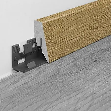 LOGOCLIC  Sockelleiste K40 C Eiche Pulsano