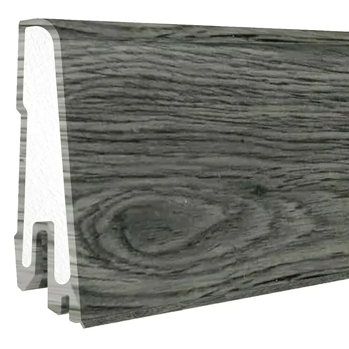 Döllken Sockelleiste USL 60 Clip - 250 cm x 17 mm x 60 mm, Kunststoff, Smoky Oak Gray - Detailaufnahme einer Sockelleiste in Holzoptik mit Nut- und Feder-System für einfache Montage und stilvolle Raumgestaltung.