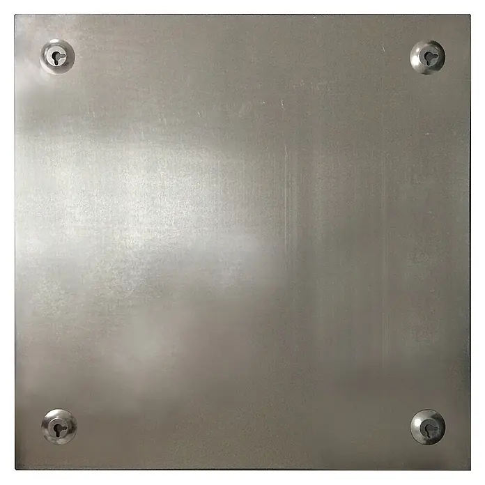ProArt Memoboard - Weiß, 50 x 50 cm - Quadratische Metallplatte mit vier Befestigungspunkten an den Ecken, ideal für industrielle Anwendungen und zur sicheren Abdeckung.