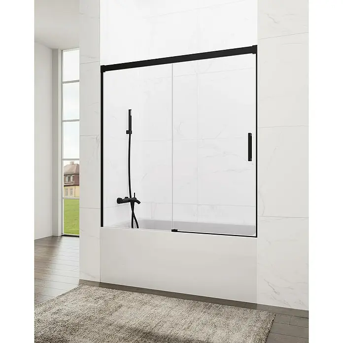 GME Mampara para bañera Basic - An x Al: 160 x 150 cm, Vidrio transparente, Negro - Un baño elegante con una mampara de ducha de vidrio moderna con marco negro sobre una bañera blanca, con una ventana luminosa que deja entrar la luz natural.