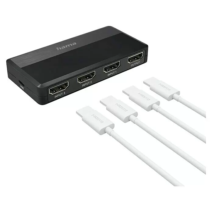 Hama HDMI-Umschalter 3 Eingänge, 1 Ausgang - 1,3 x 9,5 x 4,7 cm - Schwarzer Hama HDMI-Switch mit 3 Eingängen, 1 Ausgang und USB-Anschluss, daneben vier weiße HDMI-Kabel.