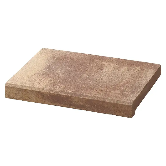 SAS Tessera Poolrandplatte - 50 x 35,5 x 6 cm, Bronze, Beton - Nahaufnahme eines einzelnen Pflastersteins, der eine robuste und natürliche Textur auf seiner Oberfläche zeigt.
