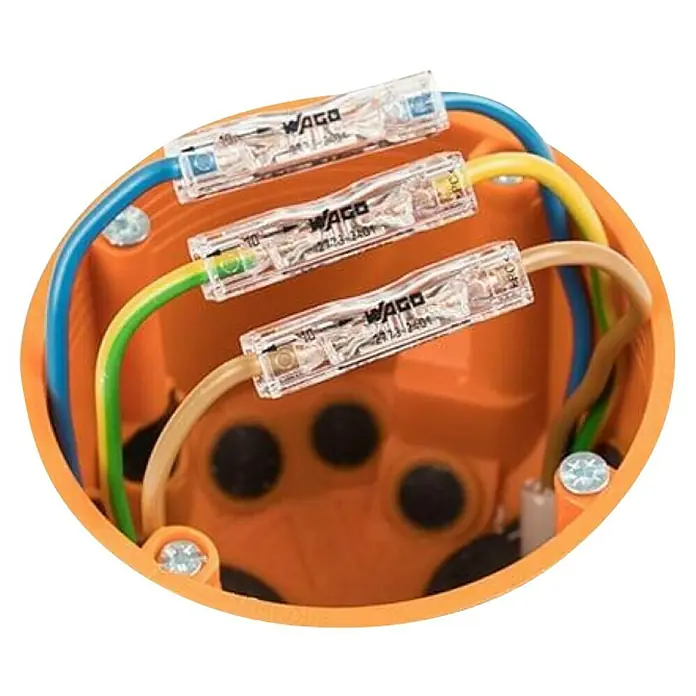 Wago Durchgangsklemme zum Stecken 2773-2401 - 100 Stk. - Elektrische Installation mit Wago-Klemmen in einer orangefarbenen Verteilerdose, die Stromleitungen sicher verbindet.