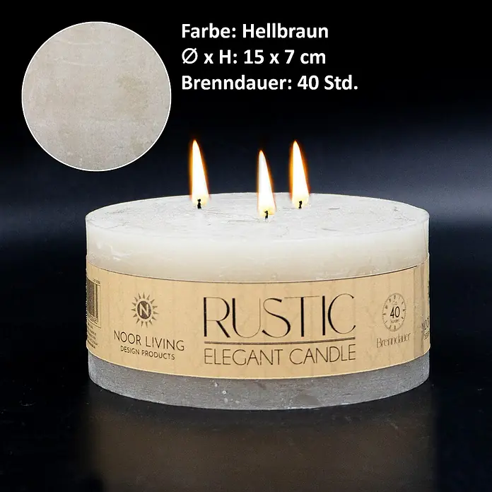 Kerze Rustic - Hellbraun, Ø x H: 15 x 7 cm, Anzahl Dochte: 3 Stk. - Nahaufnahme einer hellbraunen Rustic Elegant Candle von Noor Living mit drei Dochten und einer Brenndauer von 40 Stunden.