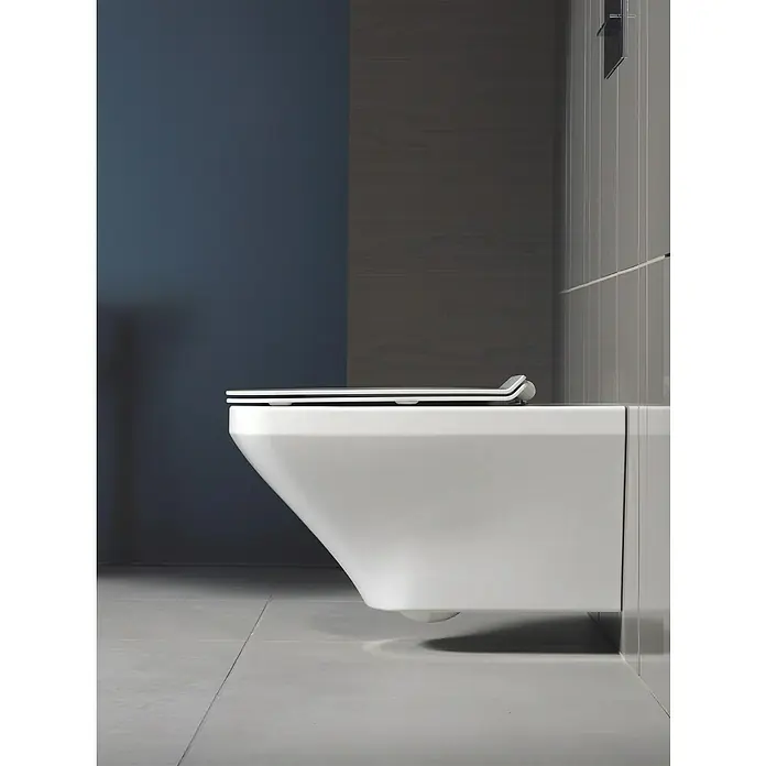 Duravit DuraStyle Wand-WC - Spülrandlos, Ohne Spezialglasur, Spülform: Tief, Sichtbarkeit Befestigung: Verdeckt, Weiß - Nahaufnahme einer modernen, wandhängenden Toilette in Weiß mit schlankem Design und sauberer Ästhetik.