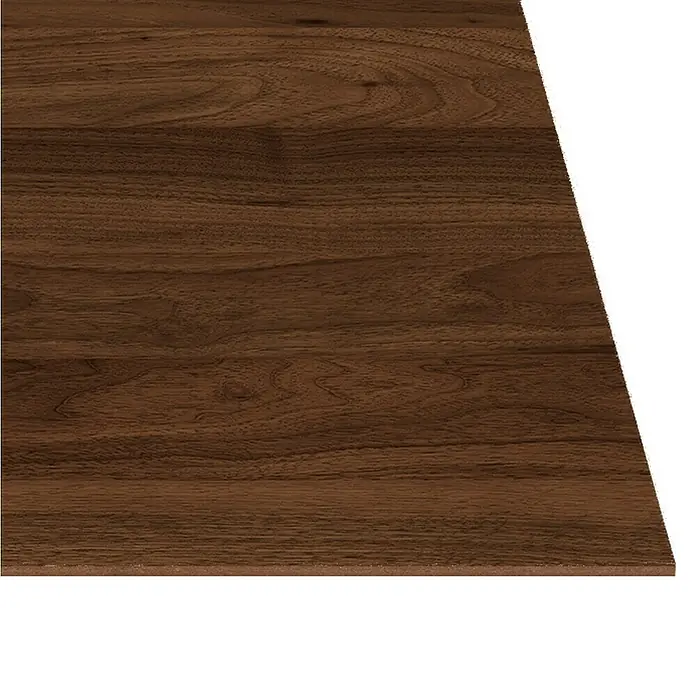 Tablero de melamina Memphis - Sapelly, 244 cm x 122 cm x 3 mm - Primer plano de una encimera de madera con detalles de grano fino y un acabado cálido y natural para una estética elegante.