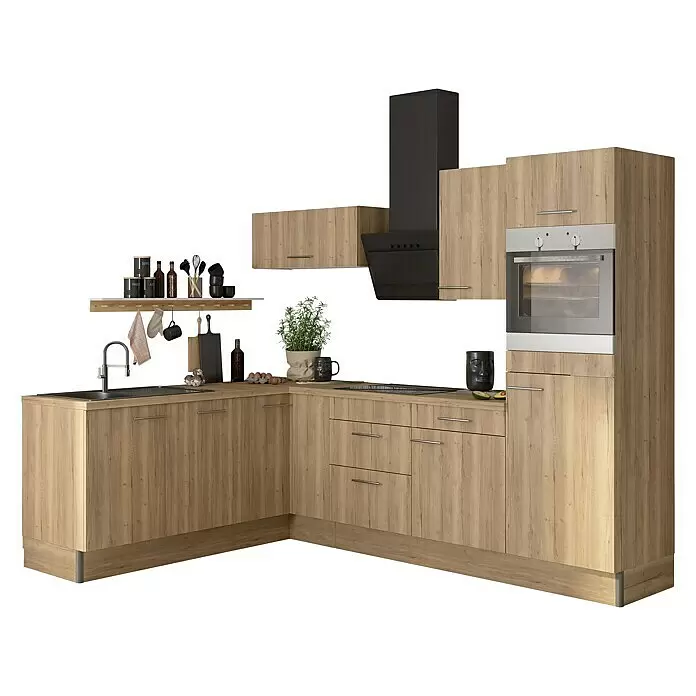 Optifit Küchenleerblock OPTIkoncept Erik290 Typ 1 - B x T: 270 x 200 cm, Nachbildung Wildeiche, Ohne Elektrogeräte, Spüle links - L-förmige Küchenzeile aus hellem Holz mit Ober- und Unterschränken, Spüle, integriertem Backofen, Kochfeld, schwarzer Dunstabzugshaube und offenem Regal mit Zubehör.
