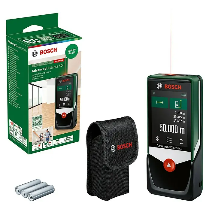 Bosch Advanced Laserentfernungsmesser AdvancedDistance 50 C - Messbereich: 0,05 - 50 m, Bluetooth 4.0 - Das Bild zeigt ein Bosch AdvancedDistance 50C Laser-Entfernungsmessgerät mit Zubehör, einschließlich Tasche und Batterien.