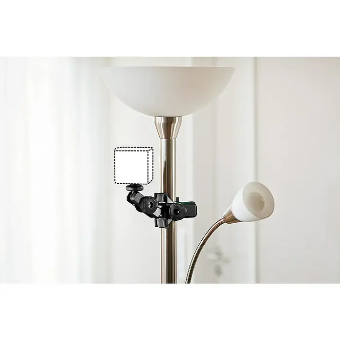 Bosch Klemmhalter MM 2 - Geeignet für: Messgeräte mit ¼″ Gewinde - Die multifunktionale Lampenständerhalterung mit Kugelköpfen, Klemme und gepolsterten Klemmen dient zur Befestigung von Lampen und anderem Zubehör.