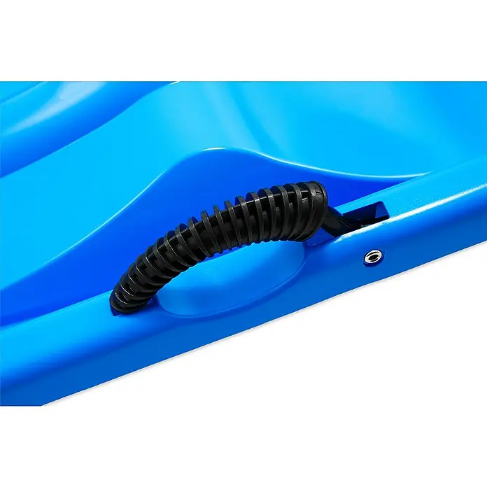 KHW Schlitten Snow Bird Deluxe - L x B: 96 x 54 cm, Belastbarkeit: 60 kg, Kunststoff, Eisblau - Detailaufnahme eines blauen Schlittens mit schwarzem Griff, der Komfort und sicheren Halt beim Rodeln bietet.