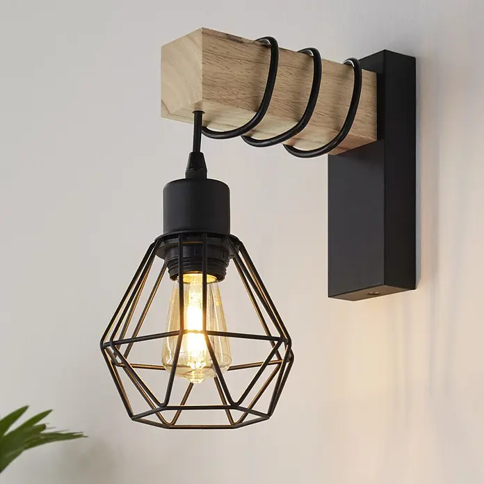 Eglo Townshend 5 Wandleuchte TOWNSHEND 5 - 60 W, Schwarz/Braun, E27 - Diese moderne Wandleuchte mit Holz- und Metallelementen ist ein echter Hingucker und sorgt für angenehmes Licht im Raum. Die Lampe hat eine dekorative Optik.