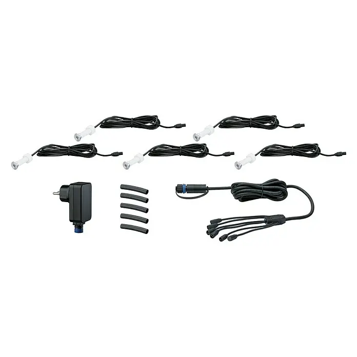 Paulmann Plug & Shine Set básico Micro Pen II - 0,22 W, Número de bombillas: 5 ud., Plata, 5 ud. - Imagen de un set de luces LED para jardín con transformador, cables de conexión y estacas de tierra, ideal para iluminación de jardín.