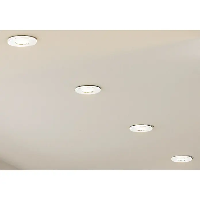 Eglo LED-Einbauleuchten-Set - 9 W, Weiß, 3 Stk., Warmweiß, IP20 - Deckenleuchten mit LED-Technik, angeordnet in einer Reihe, sorgen für eine moderne und energieeffiziente Beleuchtung des Raumes.