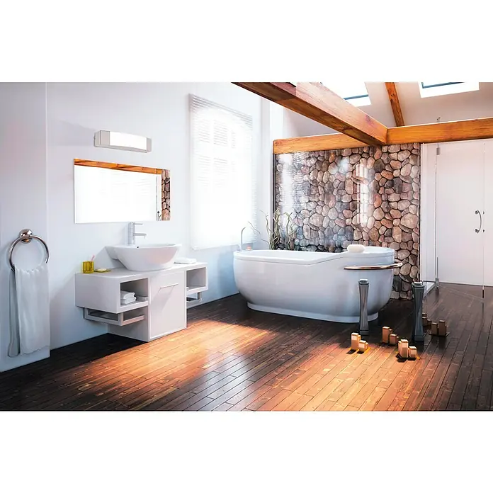 Eglo LED-Spiegelleuchte Siderno - 8,3 W, L x B x H: 5,5 x 35 x 6 cm, Weiß, Chrom, Neutralweiß - Ein modernes Badezimmer mit einem weißen Waschtisch, einer freistehenden Badewanne und Holzbalken an der Decke.