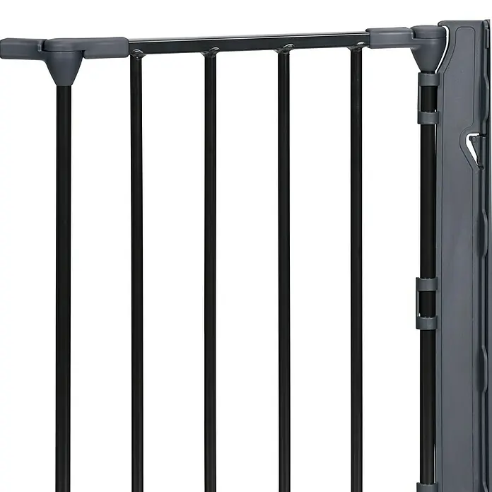 Star Stairs Sicherheitsgitter Ben - L x H: 278 x 71 cm, Geeignet für: Kinder bis 24 Monate - Nahaufnahme eines grauen Treppenschutzgitters mit schwarzen Metallstäben, das Sicherheit für Kinder bietet.