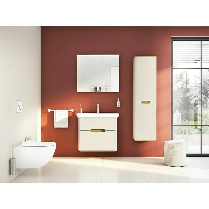 VitrA Sento Badmöbel-Set - 80 cm, Hellgrau, 2 Schubladen - Badezimmeransicht mit Keramikwaschbecken, hängender Toilette und großem Spiegel mit Stauraum und Handtuchhalter.