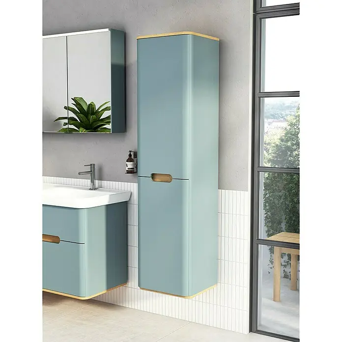 VitrA Sento Hochschrank - B x T x H: 40 x 35 x 157,5 cm, Fjordgrün, DIN Anschlag: Links - Stilvoller Badezimmerschrank in Blau mit Holzdetails. Der Hängeschrank bietet praktischen Stauraum und ergänzt das moderne Badezimmerdesign perfekt.