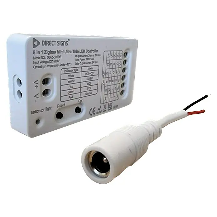 Direct Signs Controller ZIGBEE 3.0 - Weiß, 144 W - 5-in-1 Zigbee Mini Ultra Thin LED-Controller von Direct Signs mit DC-Eingang und Ausgangsanschlüssen für LED-Beleuchtung.