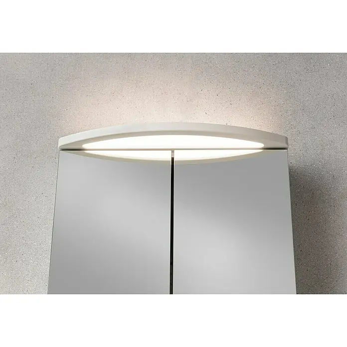 Camargue Swing LED-Spiegelschrank - B x H: 60 x 70,5 cm, Mit Beleuchtung, Berg Eiche - Nahaufnahme eines Spiegelschranks mit integrierter Beleuchtung, ideal für Badezimmer und zur Aufbewahrung von Kosmetikprodukten.