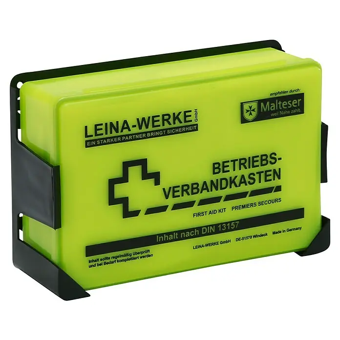 Leina-Werke Betriebsverbandkasten Klein - DIN 13157, Mit Wandhalterung, Gelb - Ein Erste-Hilfe-Kasten von LEINA-WERKE, ideal für Betriebe, mit der Aufschrift "Betriebs-Verbandkasten" und dem Malteser-Logo.