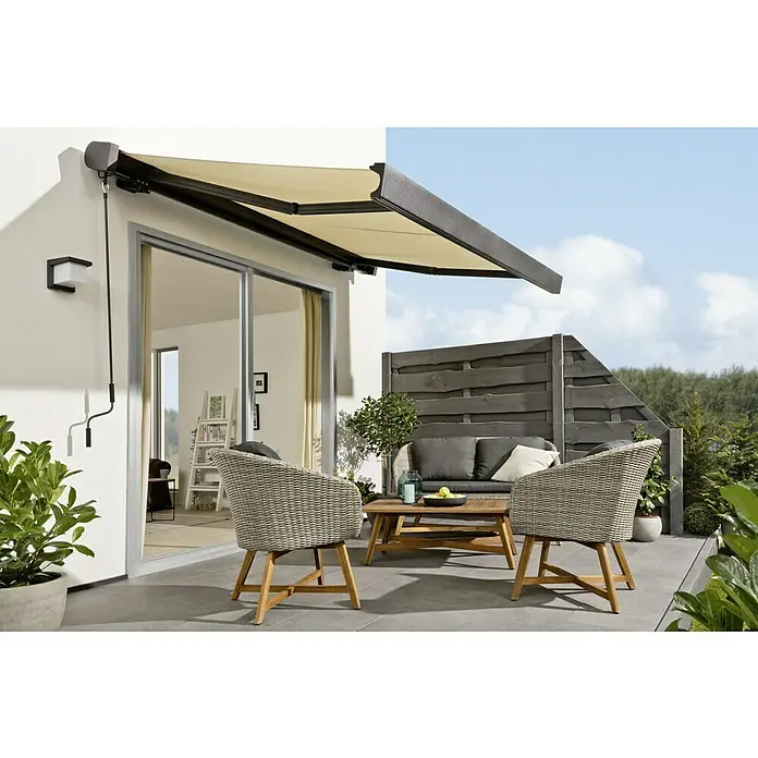 Sichtschutzelement Nevada - 89 x 89/179 cm, Grau - Eine moderne Terrassengestaltung mit einer stilvollen Markise, die Schatten spendet und das Outdoor-Wohnzimmer perfekt ergänzt.