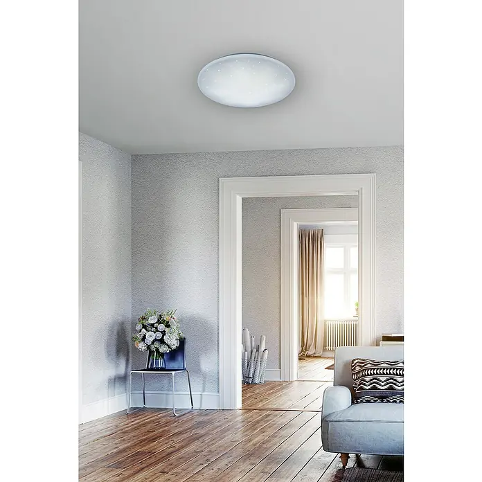 Trio Lighting Plafón LED redondo Lukida - 18 W, Ø x Al: 380 mm x 10 cm, Blanco cielo estrellado, Blanco cálido - Lámpara de techo con efecto cielo estrellado: Esta moderna lámpara de techo crea un ambiente agradable en cualquier habitación y ofrece un aspecto genial.