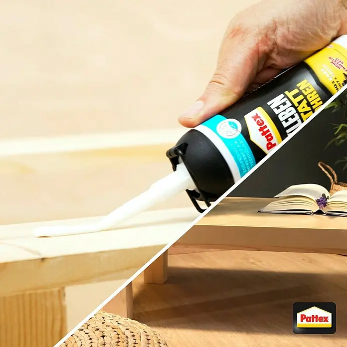 Pattex Kleben statt Bohren Montagekleber - Weiß, 133 g - Nahaufnahme einer Pattex-Klebstoffkartusche beim Auftragen von Klebstoff auf ein Holzstück.