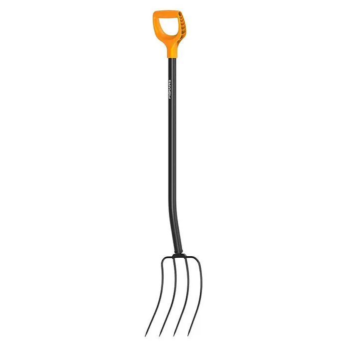 Fiskars Solid Dunggabel - Anzahl Zinken: 4, Langstiel - Ein Fiskars Gabelspaten mit orangefarbenem Griff und schwarzem Schaft zum Umgraben und Auflockern des Bodens im Garten.