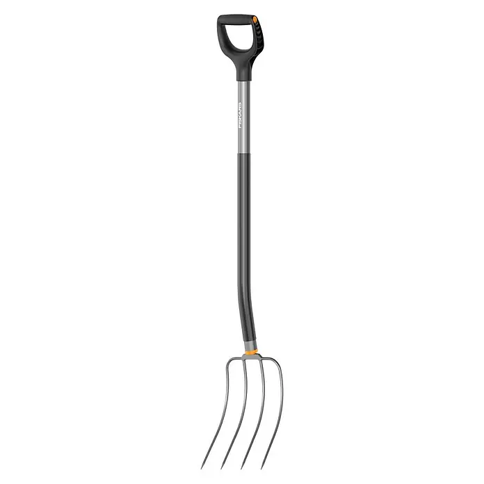 Fiskars Ergonomic Dunggabel - Arbeitsbreite: 22 cm, Anzahl Zinken: 4, Ergonomischer Stiel - Abbildung einer Fiskars Grabegabel mit D-Griff, ideal für Gartenarbeiten. Das Werkzeug ist robust und für das Umgraben des Bodens konzipiert.