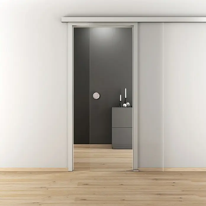 Diamond Doors Glasschiebetür Clear - 935 x 2.058 mm, Einscheibensicherheitsglas (ESG), Klarglas - Das Bild zeigt eine moderne Schiebetür mit einem minimalistischen Design, das sich perfekt in moderne Innenräume einfügt.