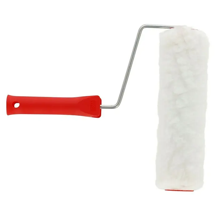 swingcolor Farbroller-Set Basic - 2 -tlg., Breite Walze: 25 cm, Bügelstärke: 6 mm - Nahaufnahme einer Farbwalze mit rotem Griff und weißem Bezug, ideal für Malerarbeiten und Renovierungen.