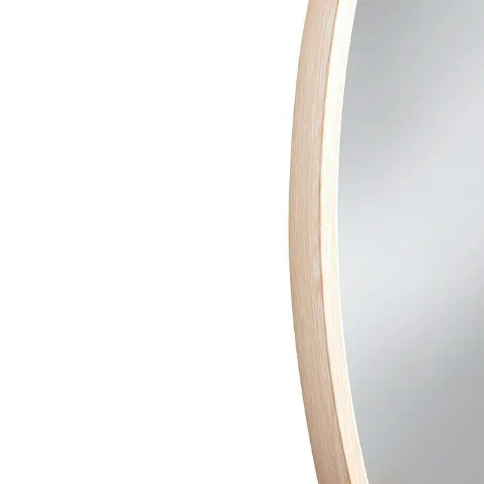 Rahmenspiegel Levi - Durchmesser: 80 cm, Holzoptik, Metall - Nahaufnahme eines runden Spiegels mit hellem Holzrahmen, der das elegante Design und die hochwertige Verarbeitung betont.
