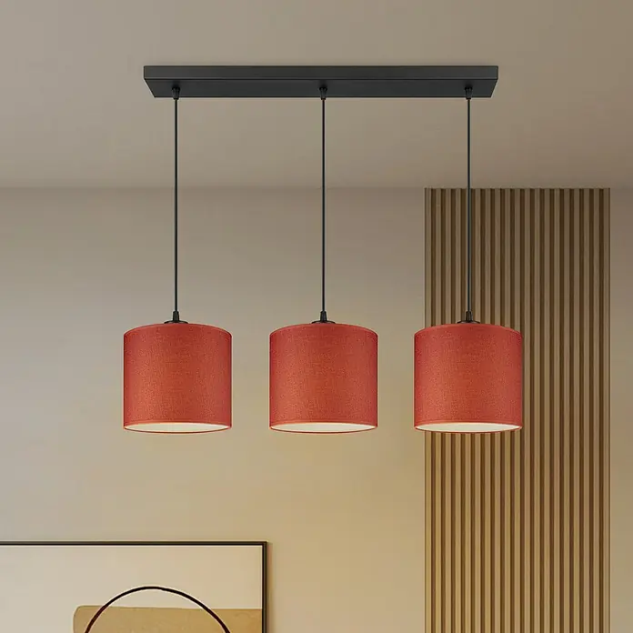 Home Sweet Home Pendelleuchte Pendelleuchte - Beam - 10 W, L x B x H: 9,5 x 65 x 112,5 cm, Schwarz, E27 - Elegante Pendelleuchte mit drei roten Lampenschirmen, die jedem Raum eine warme Atmosphäre verleiht.\n