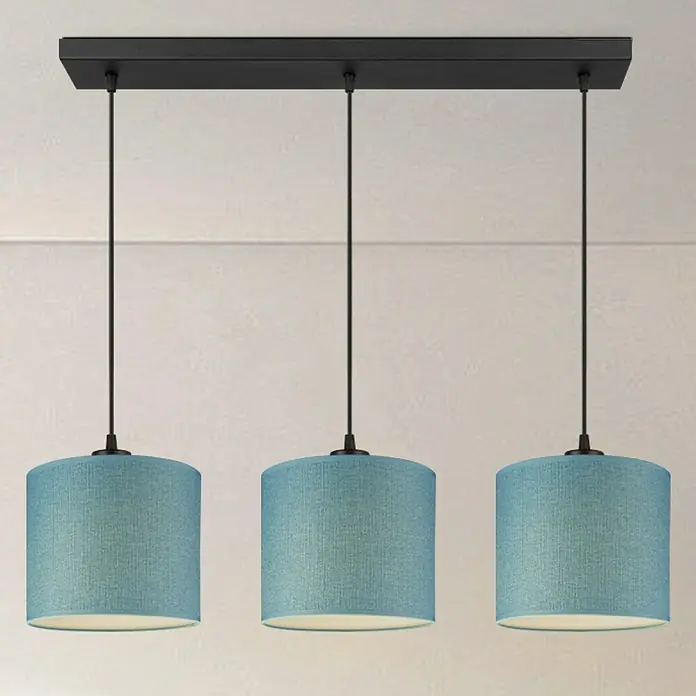 Home Sweet Home Pendelleuchte Pendelleuchte - Beam - 10 W, L x B x H: 9,5 x 65 x 112,5 cm, Schwarz, E27 - Hängeleuchte mit drei blauen Stoffschirmen und einer schwarzen Aufhängung, die ein modernes und stilvolles Lichtelement darstellt.