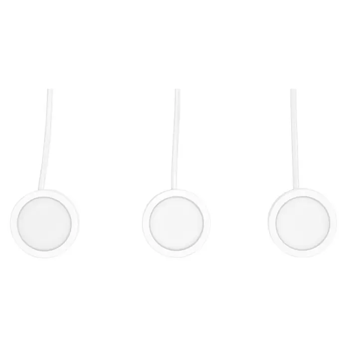 Ledvance LED-Unterbauleuchten-Set Spot Puck - Warmweiß, Weiß - Drei Apple Watch Ladegeräte in Weiß vor einem neutralen Hintergrund. Die Ladegeräte sind minimalistisch und elegant im Design.