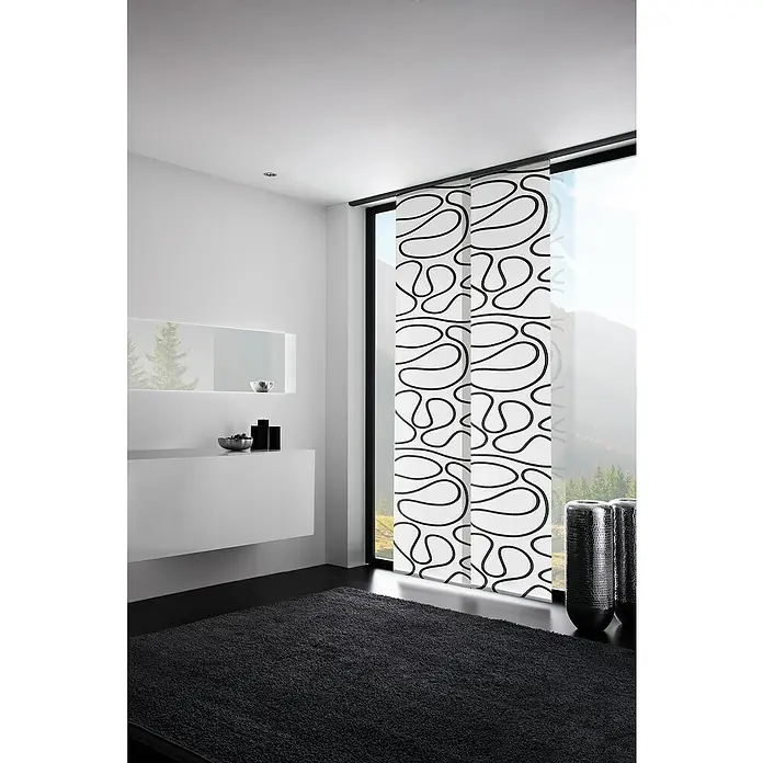 Expo Ambiente Gardinenprofil Smart-Set - Anzahl Läufe: 3 Stk., Schwarz, 160 cm - Zwei dekorative Schiebegardinen mit abstraktem Muster zieren ein modernes Badezimmerfenster und verleihen dem Raum eine elegante Note.