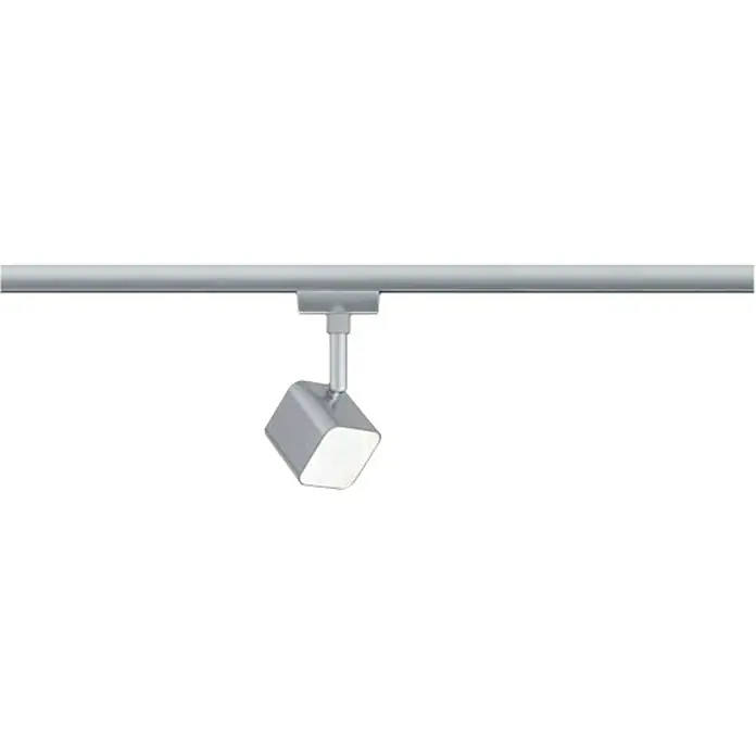 Paulmann URail LED-Spot Muri - Chrom-matt, 5 x 5 x 14 cm - Nahaufnahme einer einzelnen, quadratischen, silbernen Strahlerlampe an einer Schiene, die ein helles Licht ausstrahlt und ein modernes Design betont.