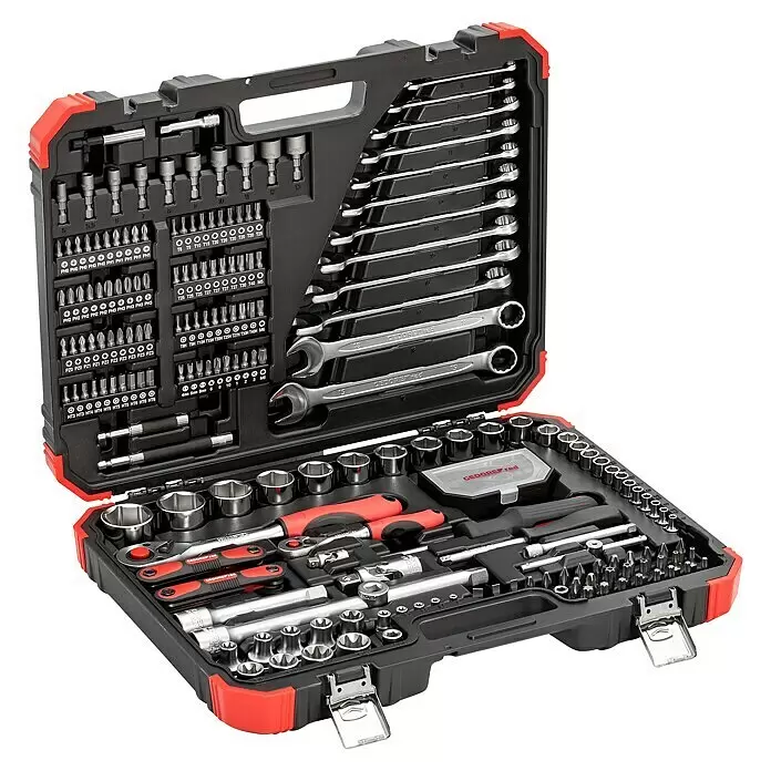 Gedore red Steckschlüssel-Set - 232 -tlg. - Ein umfassender, geöffneter Werkzeugkoffer in Schwarz-Rot mit einer Vielzahl von Schraubenschlüsseln, Steckschlüsseln und Schrauberbits.