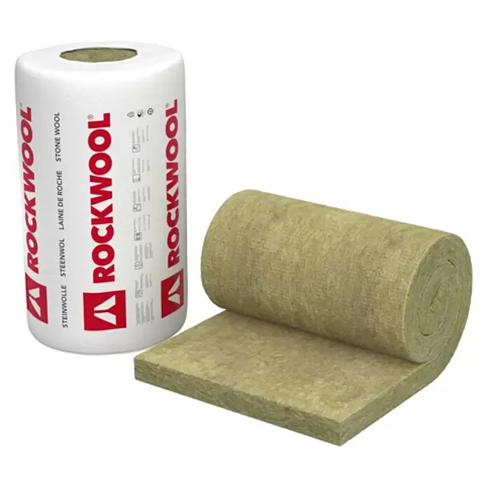 Rockwool Steinwolle Varirock - Stärke: 180 mm, Wärmeleitfähigkeit: 0,035 W/(mK) - Zwei Rockwool Steinwolle-Dämmrollen; eine weiß verpackt, eine abgerollt zeigt das hellbraune Fasermaterial.