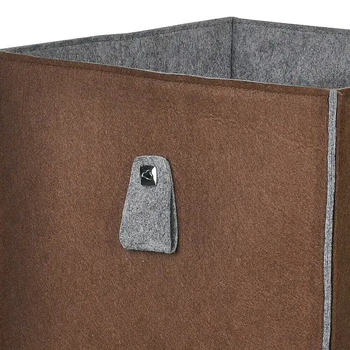 Phönix Atlanta Aufbewahrungsbox - L x B x H: 34 x 34 x 34 cm, Textil, Mocca/Grau - Nahaufnahme eines braunen Filzkorbs mit grauen Akzenten und einem praktischen Griff, ideal für stilvolle Aufbewahrung.