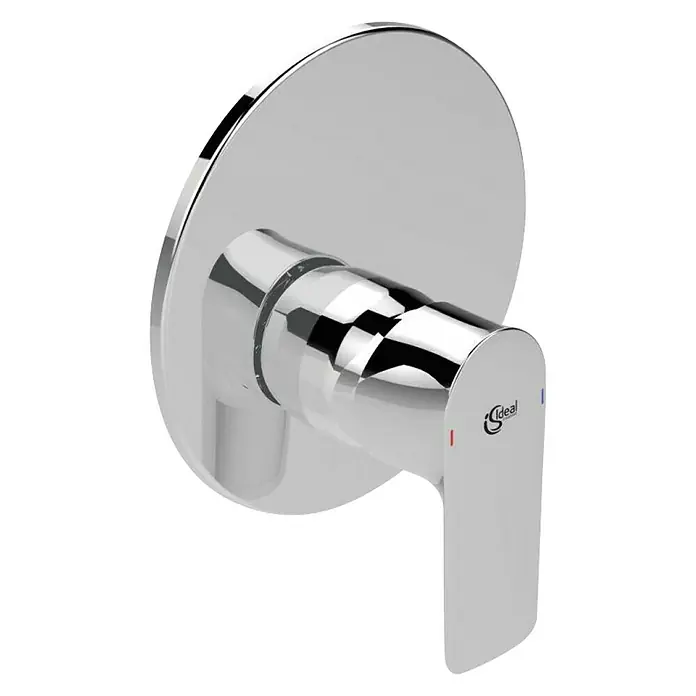 Ideal Standard Connect Air UP-Brausearmatur - Chrom, Glänzend - Nahaufnahme eines glänzenden, verchromten Ideal Standard Waschtischmischers mit modernem Design und Hebel für die Temperatureinstellung.