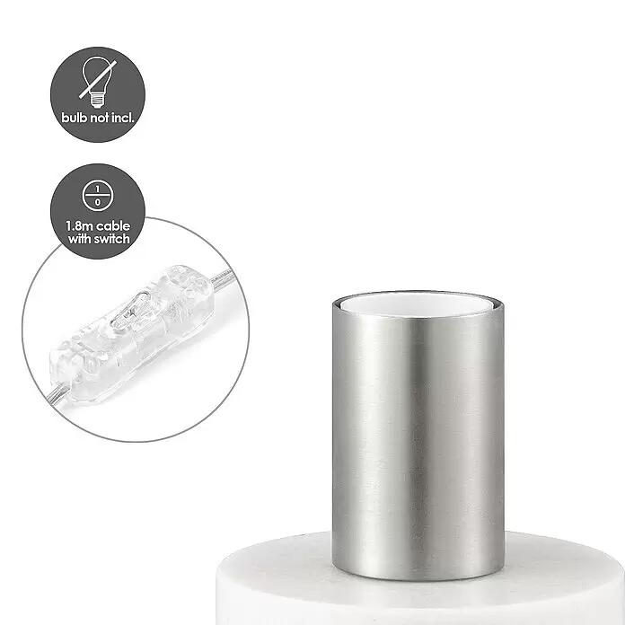 Deko-Tischleuchte Sten - 10 W, L x B x H: 10 x 9 x 9 cm, Stahl matt - Zylindrischer Lampenfuß aus Silber auf einem weißen Marmorsockel, mit 1,8m Kabel und Schalter. Leuchtmittel nicht enthalten.