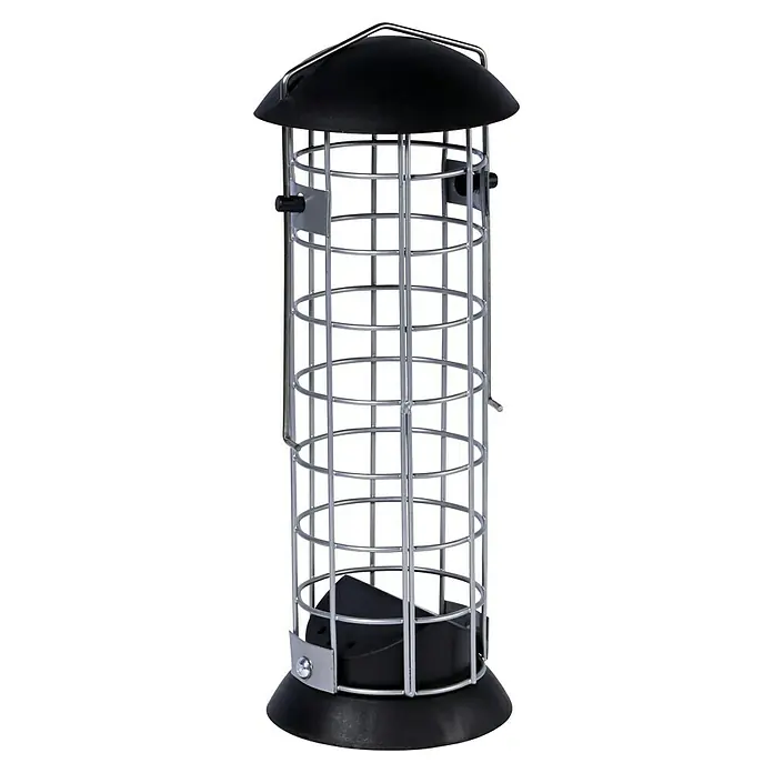 Dobar Meisenknödelhalter - 9 x 9 x 23 cm - Das Bild zeigt einen zylinderförmigen Vogelfutterspender aus Metall mit einem schwarzen Dach und Boden, der für Wildvögel im Garten konzipiert ist.