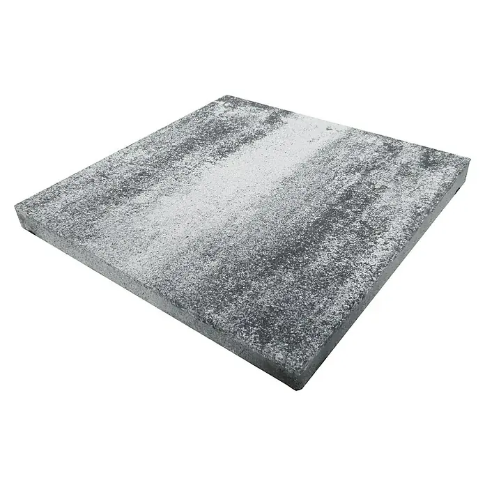 Terrassenplatte Saturn - 50 x 50 x 4 cm, Grau/Schwarz, Beton - Nahaufnahme eines einzelnen Pflastersteins mit einer gesprenkelten grauen und weißen Oberfläche, die sich perfekt für Außenbereiche eignet.